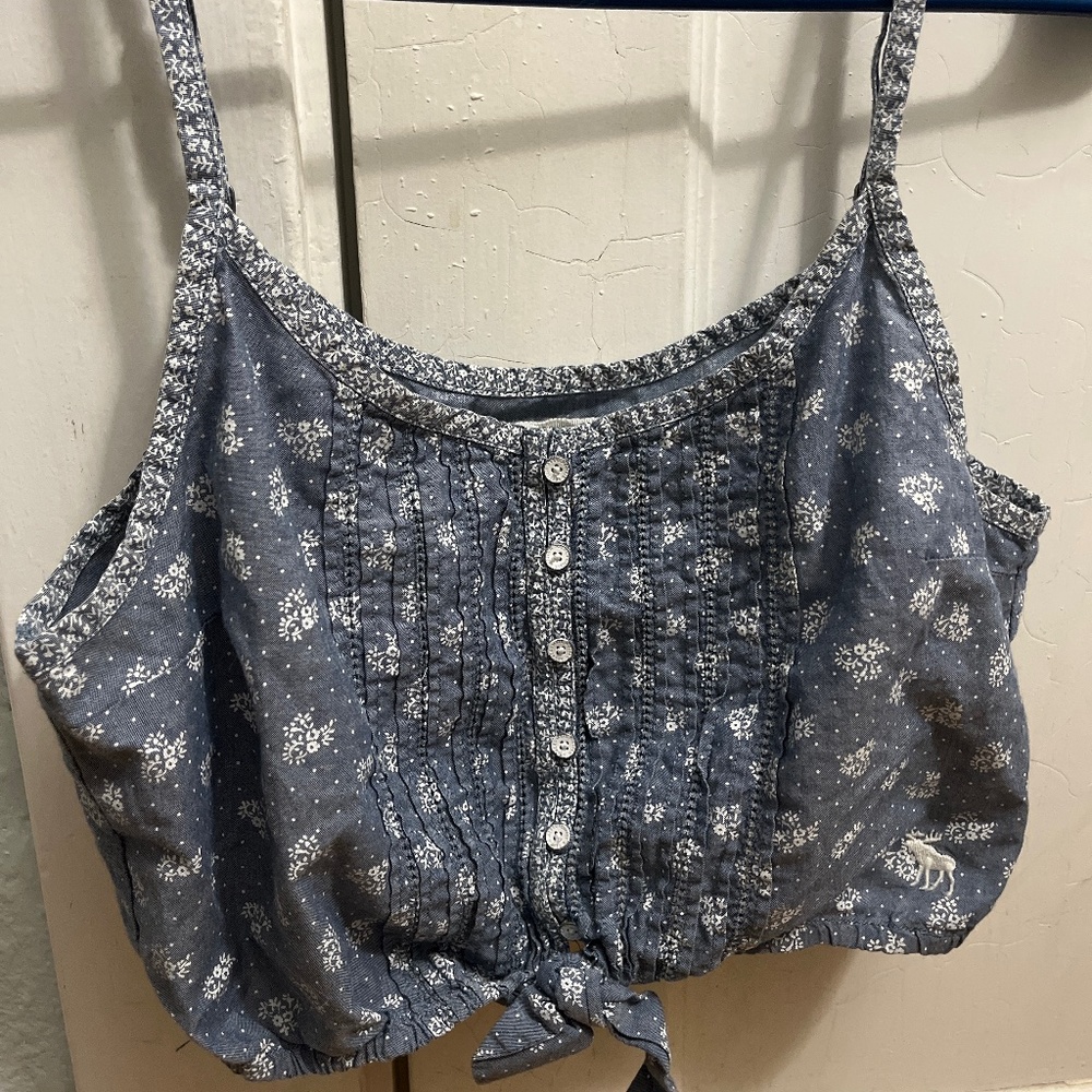 Cropped front tie tank top